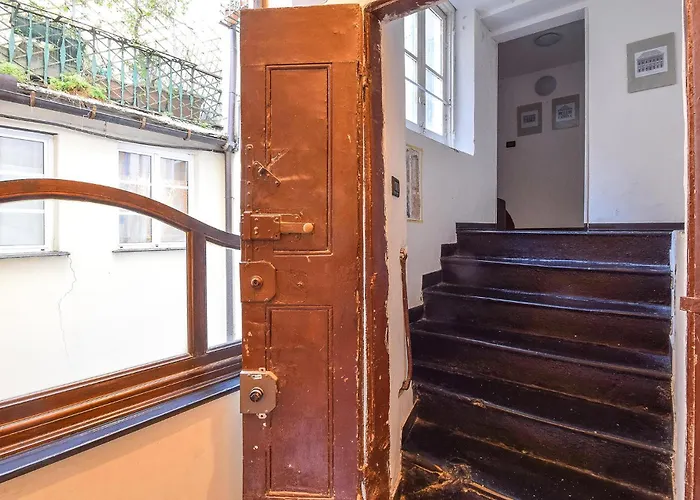 Beautiful Apartment In Genova With Kitchenette