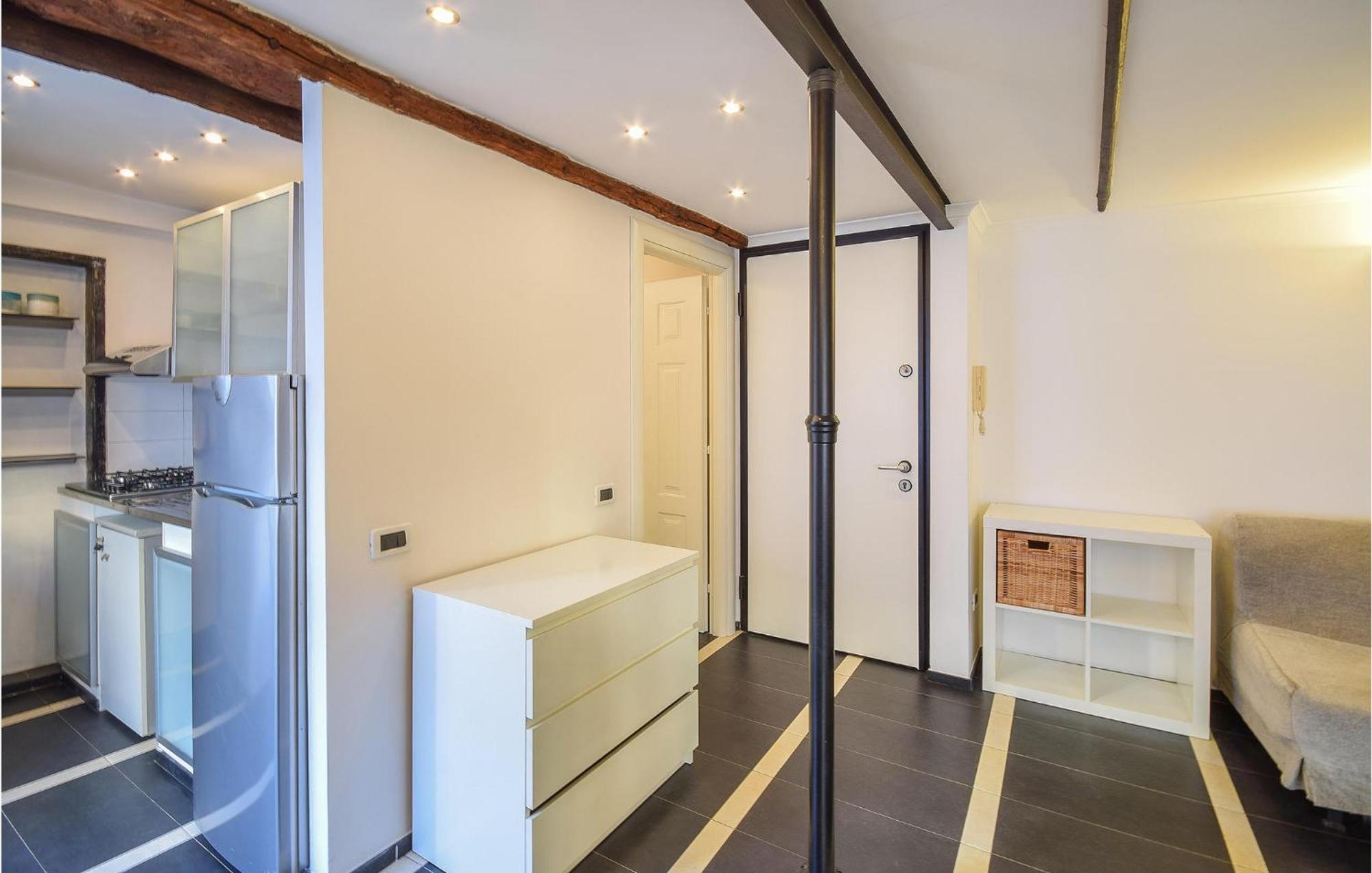Beautiful In With Kitchenette Apartamento Génova